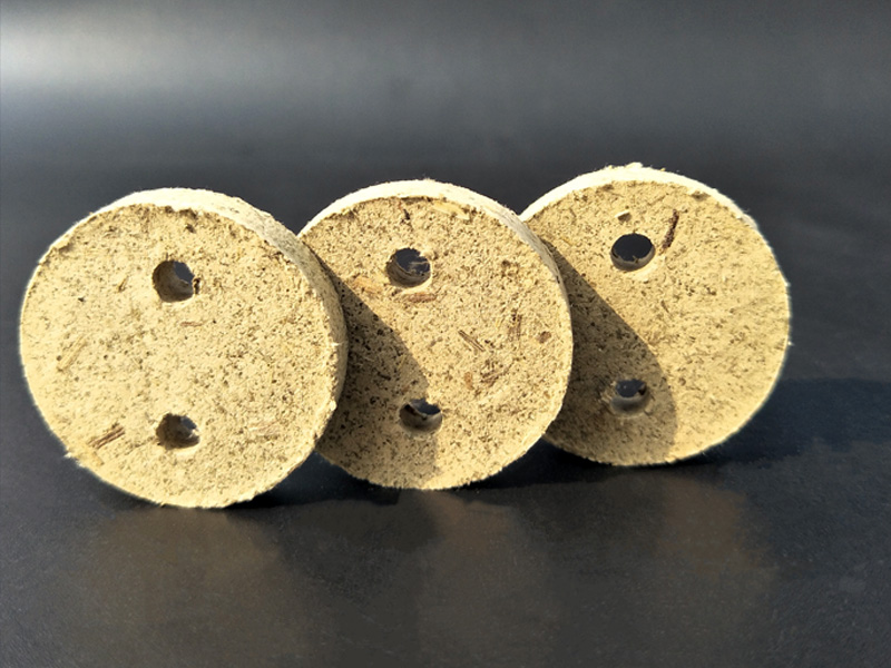 威县艾绒饼圆形双孔3.5*0.55CM