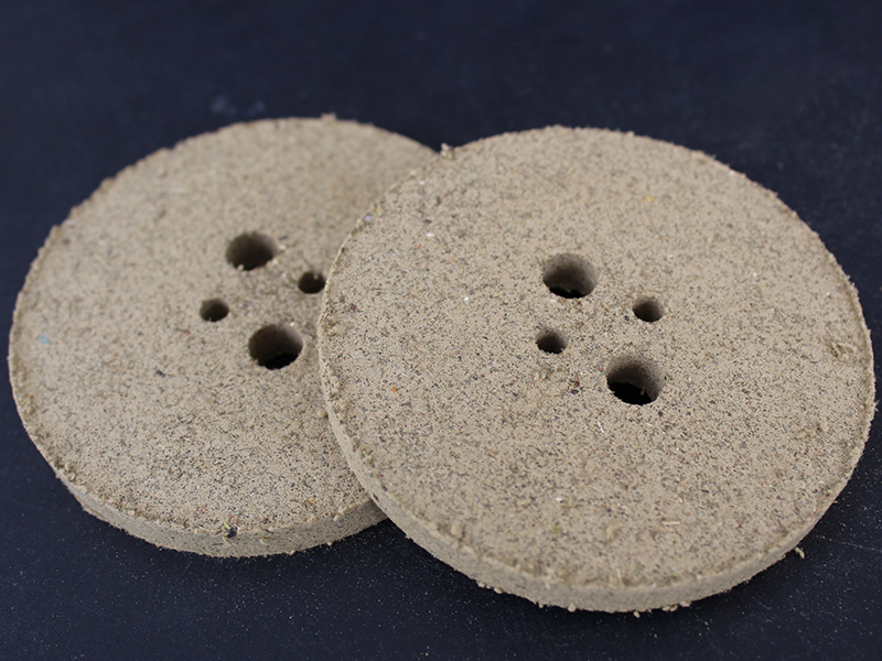 艾绒饼圆形四孔6.5*0.65CM